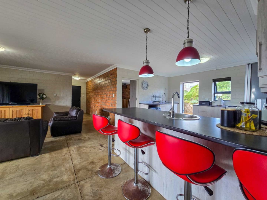 2 Bedroom Property for Sale in Stilbaai Wes Western Cape